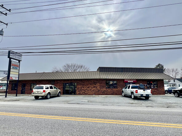 Pictures of Retail property located at 2701 North Point Rd, Dundalk, MD 21222 for lease - image #1
