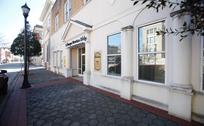 Pictures of Retail, Office, Special Purpose property located at 118 Nash St, Wilson, NC 27893 for lease - image #1