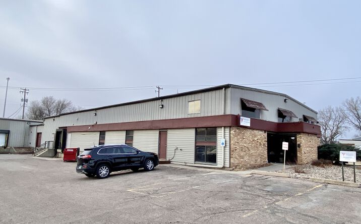 Pictures of Industrial property located at 1405 N Cleveland Ave, Sioux Falls, SD 57103 for lease - image #1