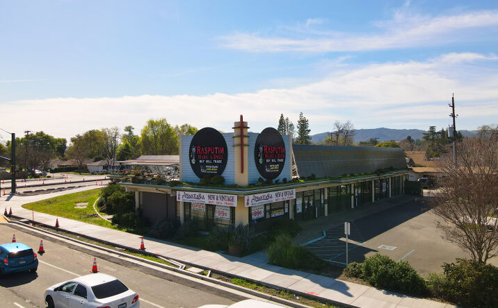 Pictures of Retail property located at 1025-1035 Contra Costa Blvd, Pleasant Hill, CA 94523 for lease - image #1