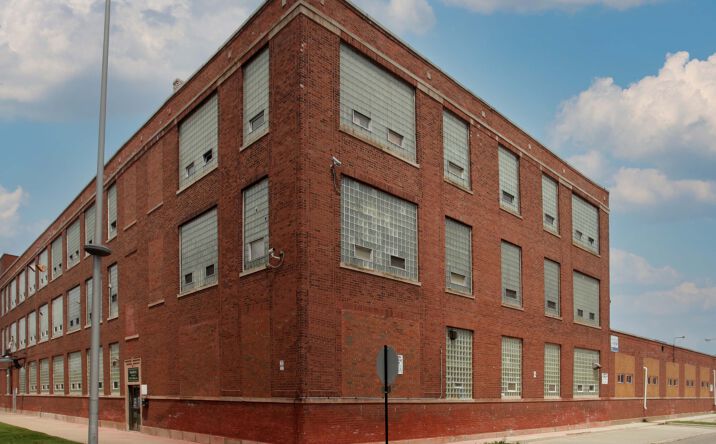 Pictures of Office, Industrial property located at 2701 N Kildare Ave, Chicago, IL 60639 for lease - image #1