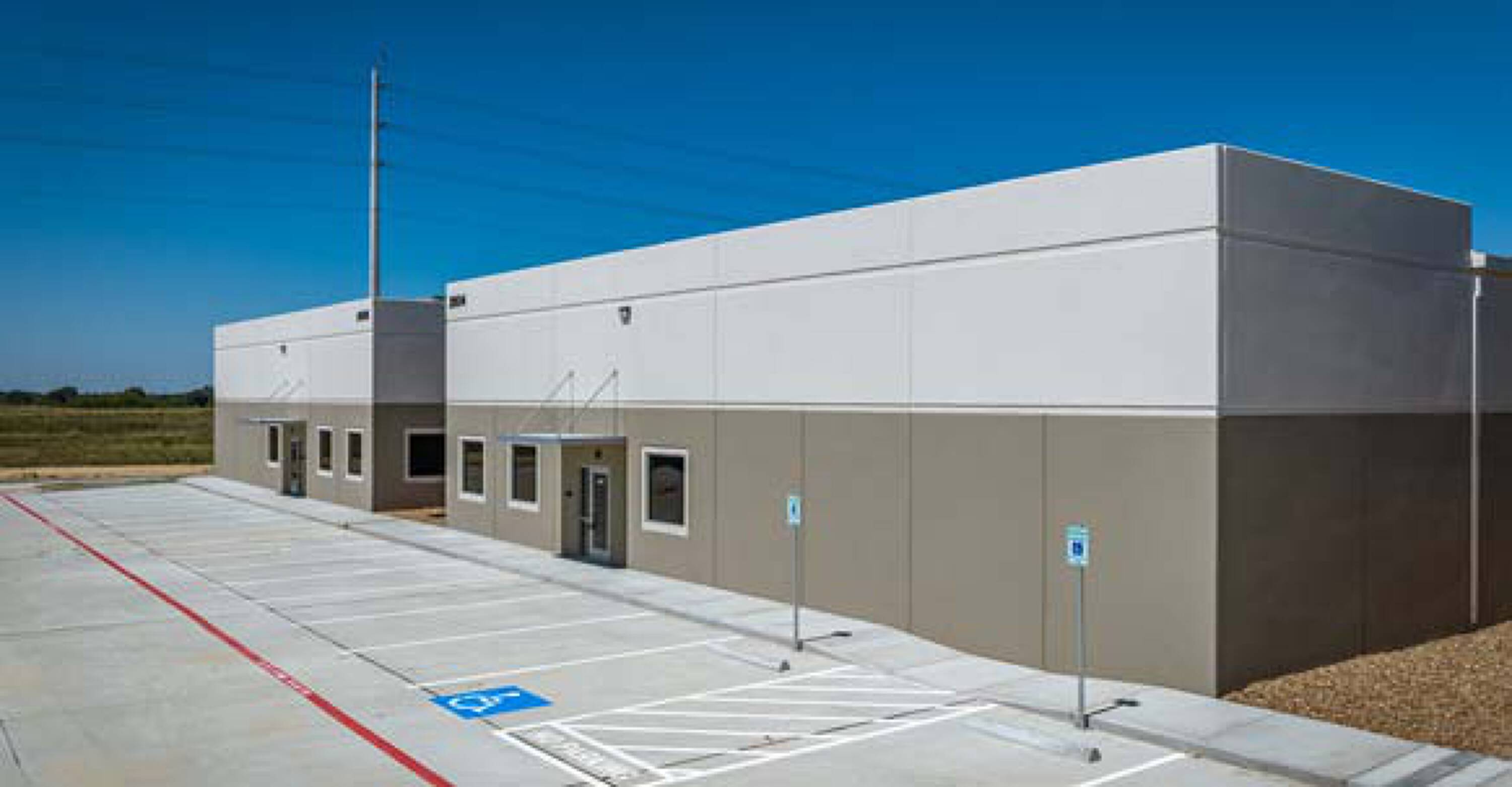 Twinwood Commerce Center