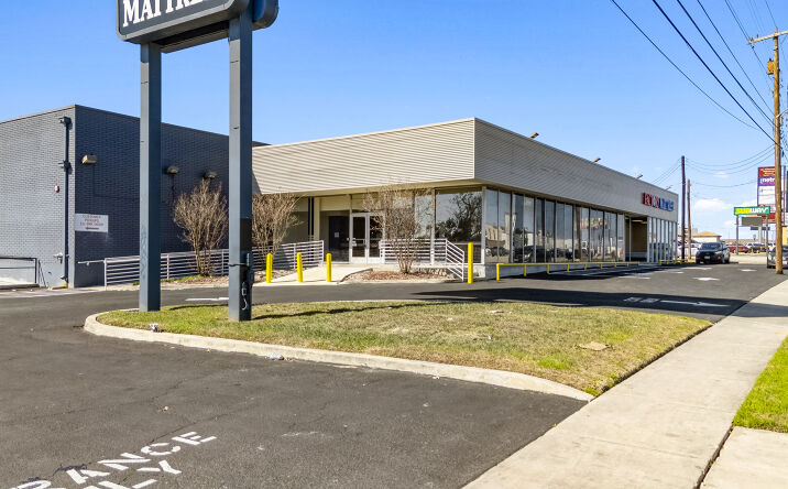 Pictures of Retail, Office property located at 6801 San Pedro Ave, San Antonio, TX 78216 for lease - image #1