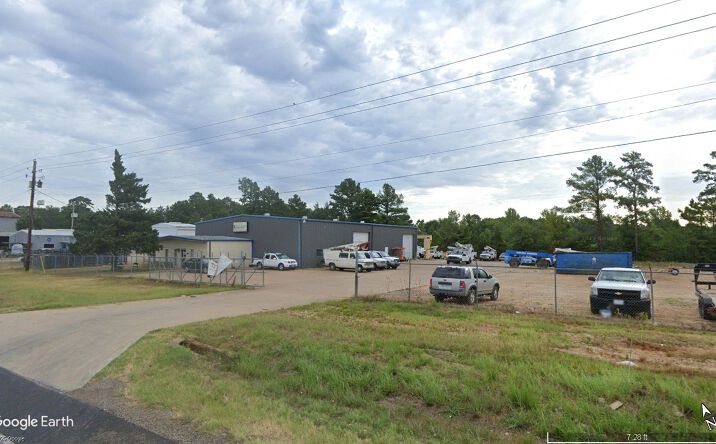 Pictures of Industrial property located at 3010 TX-135, Kilgore, TX 75662 for lease - image #1
