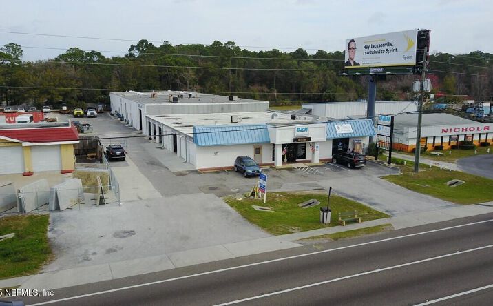 Pictures of Industrial property located at 10221 BEACH Boulevard #4, Jacksonville, FL 32246 for lease - image #1