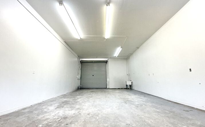 Pictures of Office, Industrial property located at 9520 N 7th St, Phoenix, AZ 85020 for lease - image #1