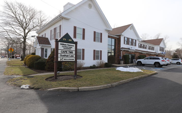 Pictures of Retail, Office property located at 180 Teaticket Hwy, Falmouth, MA 02536 for lease - image #1