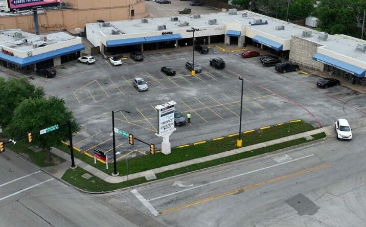 Pictures of Retail, Restaurant property located at 6500 Camp Bowie Blvd, Fort Worth, TX 76116 for lease - image #1