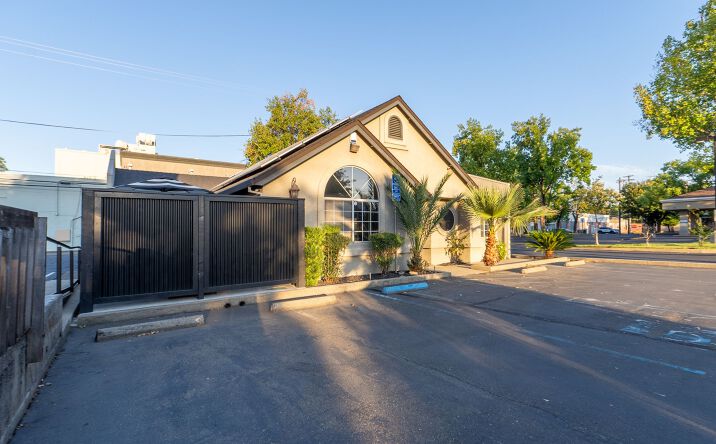 Pictures of Retail, Office property located at 1636 East Street, Redding, CA 96001 for lease - image #1