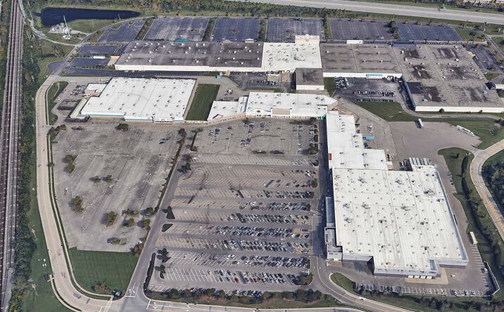 Pictures of Retail property located at 600-810 Kemper Commons Circle, Springdale, OH 45246 for lease - image #1