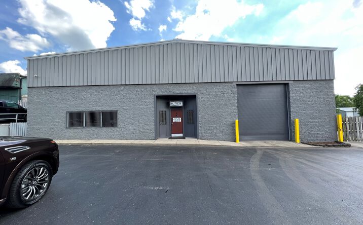 Pictures of Retail, Industrial property located at 5 W Epler Ave, Indianapolis, IN 46217 for lease - image #1