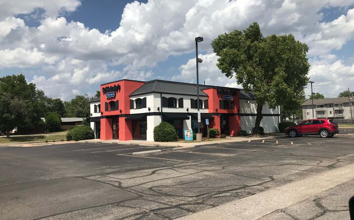 Pictures of Retail, Restaurant property located at 1140 S Rock Rd, Wichita, KS 67207 for lease - image #1