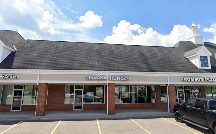 Pictures of Retail property located at 500 E Royalton Rd, Broadview Heights, OH 44147 for lease - image #1