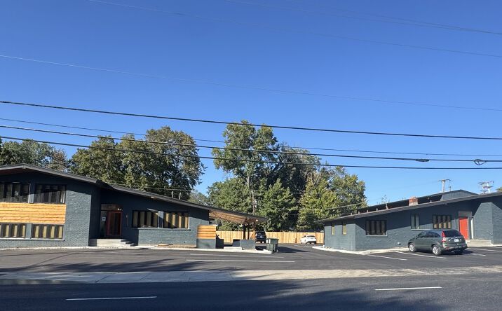 Pictures of Office property located at 2108 - 2110 W 75th St, Prairie Village, KS 66208 for lease - image #1
