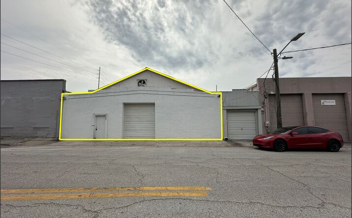 Pictures of Industrial property located at 1811 E 2nd Ave, Tampa, FL 33605 for lease - image #1