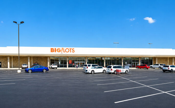 Pictures of Retail property located at 4400 S Broadway Ave, Tyler, TX 75703 for lease - image #1