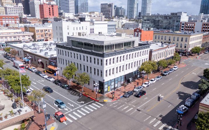 Pictures of Retail property located at 422 Market St, San Diego, CA 92101 for lease - image #1