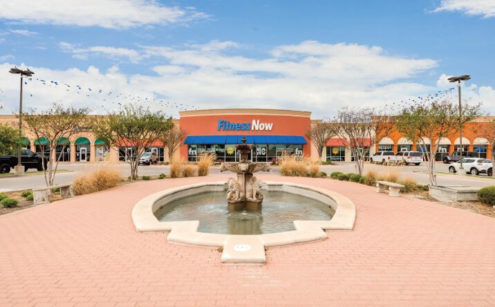 Pictures of Retail, Restaurant property located at 6801 Rufe Snow Dr, Watauga, TX 76148 for lease - image #1
