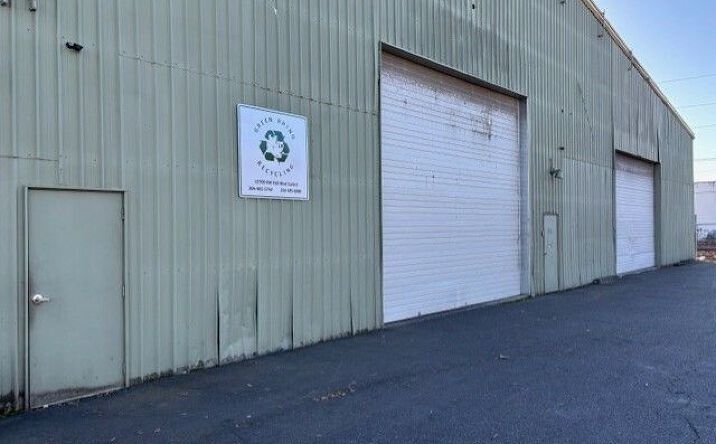 Pictures of Industrial property located at 12700 SW Hall Blvd, Tigard, OR 97223 for lease - image #1