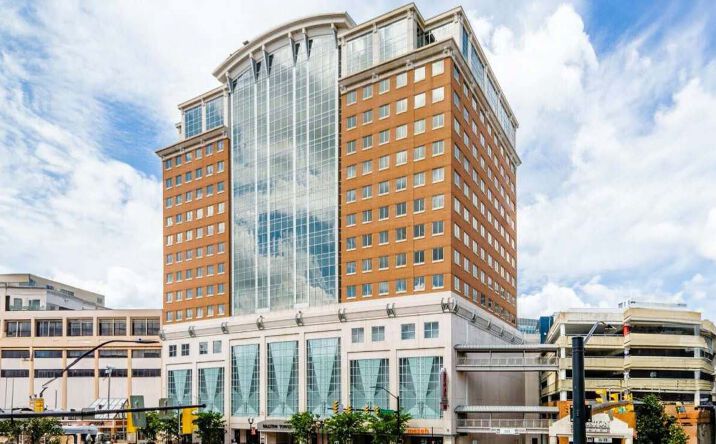 Pictures of Office property located at 671 N Glebe Rd, Arlington, VA 22203 for lease - image #1