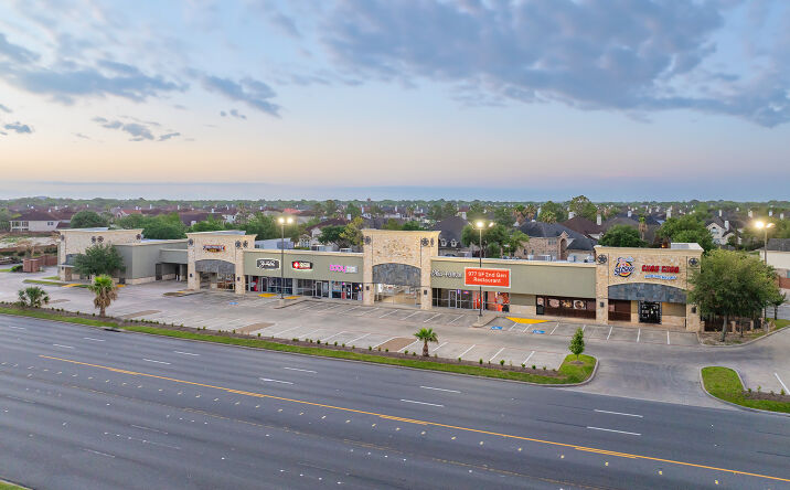Pictures of Retail, Restaurant property located at Houston, TX, Houston, TX 77065 for lease - image #1