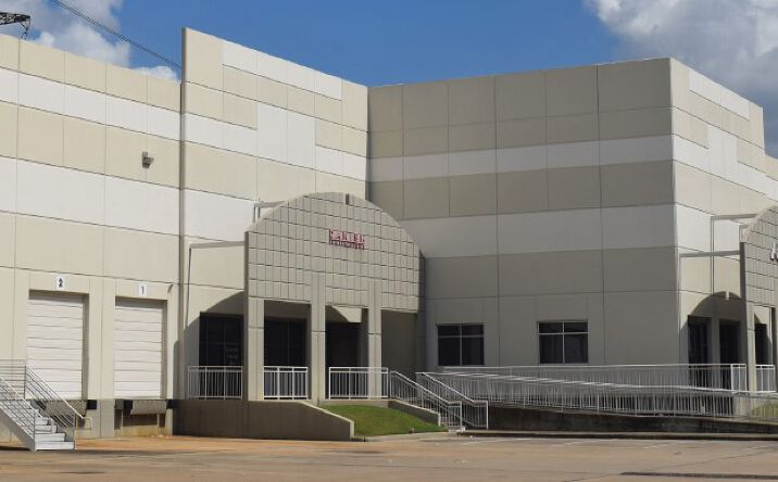 Pictures of Office, Industrial property located at 8648 Glenmont Dr, Houston, TX 77036 for lease - image #1