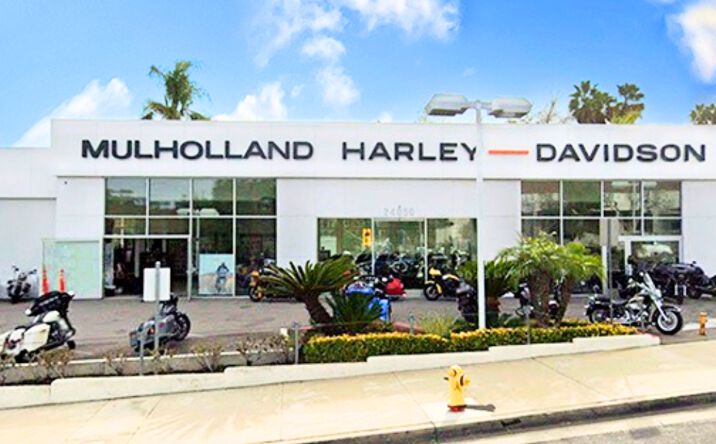 Pictures of Retail property located at 24050 Ventura Blvd, Calabasas, CA 91302 for lease - image #1