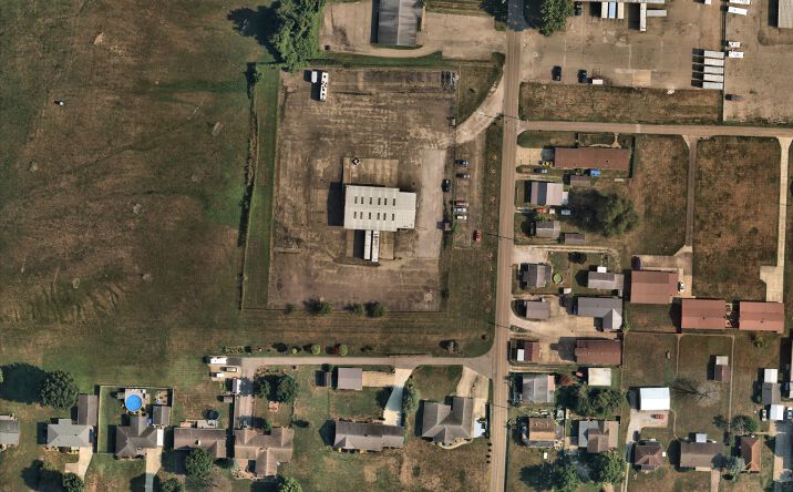 Pictures of Land property located at 123 Lee St, Belpre, OH 45714 for lease - image #1