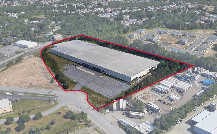 Pictures of Industrial property located at 1270 Mid Valley Dr, Jessup, PA 18434 for lease - image #1