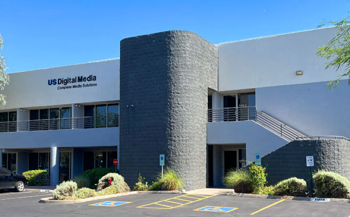 Pictures of Office property located at 1929 W Lone Cactus Dr, Phoenix, AZ 85027 for lease - image #1