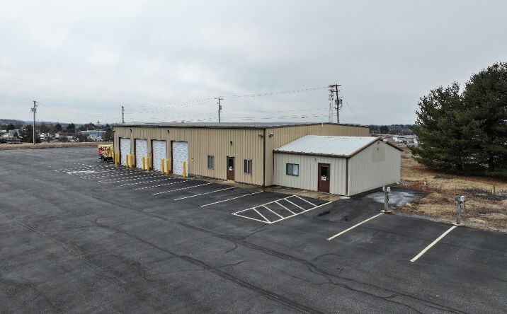 Pictures of Industrial property located at 27 Feick Industrial Dr, Hamburg, PA 19526 for lease - image #1