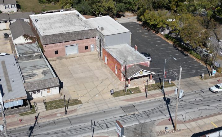 Pictures of Retail, Industrial property located at 510 E 135th St, Kansas City, MO 64145 for lease - image #1