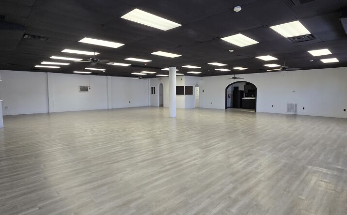 Pictures of Retail, Office, Special Purpose property located at 510 W Pike St, Philadelphia, PA 19140 for lease - image #1