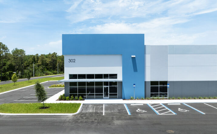 Pictures of Industrial property located at 302 Parktowne Blvd, Edgewater, FL 32132 for lease - image #1