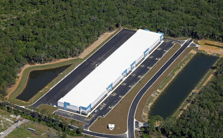 Pictures of Industrial property located at 302 Parktowne Blvd, Edgewater, FL 32132 for lease - image #1