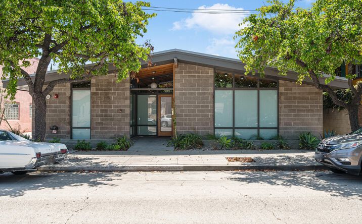 Pictures of Office property located at 420 Grand Ave, Long Beach, CA 90814 for lease - image #1