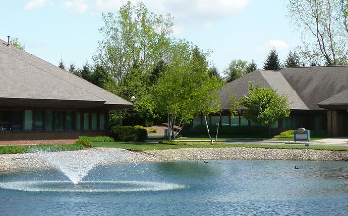 Pictures of Office property located at 527 Park Place Ct, Mishawaka, IN 46545 for lease - image #1