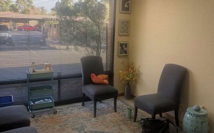 Pictures of Office property located at 1615 E Warner Rd, Tempe, AZ 85284 for lease - image #1