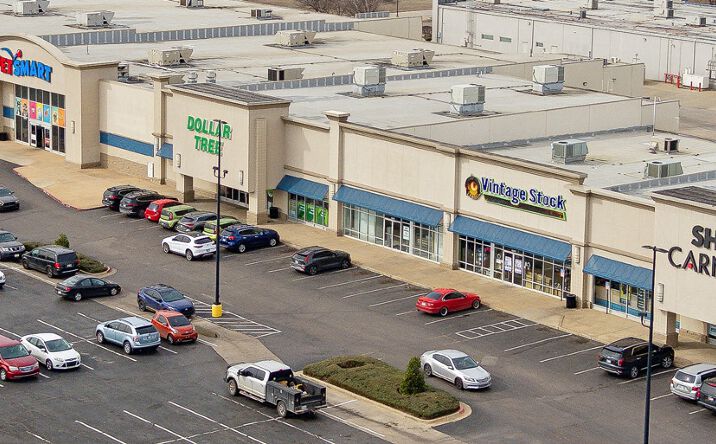Pictures of Retail property located at 6400 Interstate 40, Oklahoma City, OK 73127 for lease - image #1
