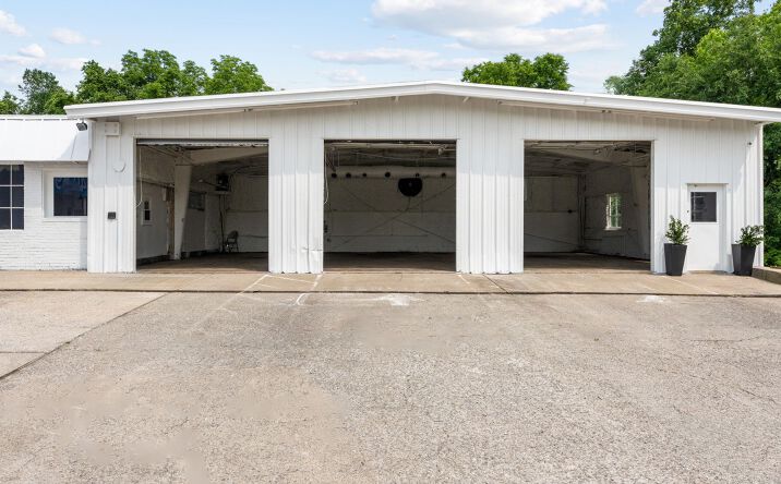 Pictures of Retail property located at 4109 Gallatin Pike, Nashville, TN 37216 for lease - image #1