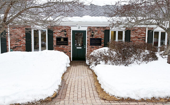 Pictures of Office property located at 10 Forest Falls Dr, Yarmouth, ME 04096 for lease - image #1