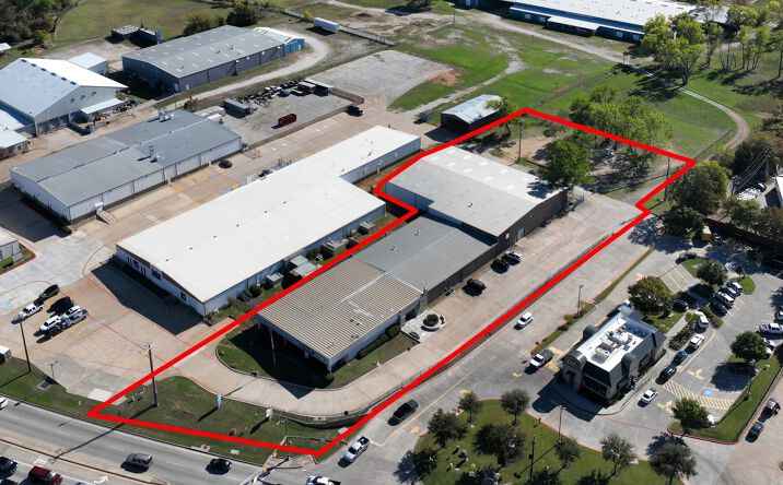 Pictures of Retail, Industrial property located at 3151 Justin Rd, Flower Mound, TX 75028 for lease - image #1