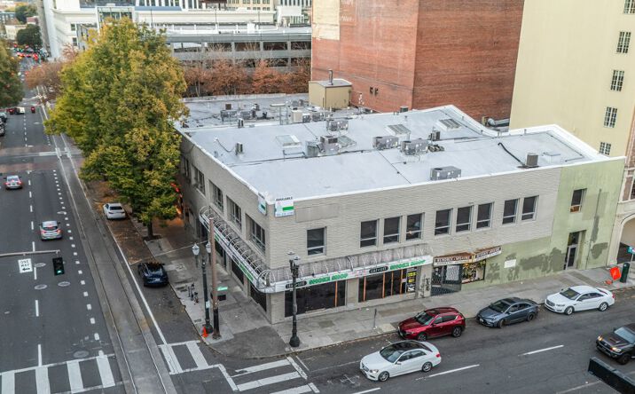 Pictures of Office property located at 822 SW 10th Ave, Portland, OR 97205 for lease - image #1