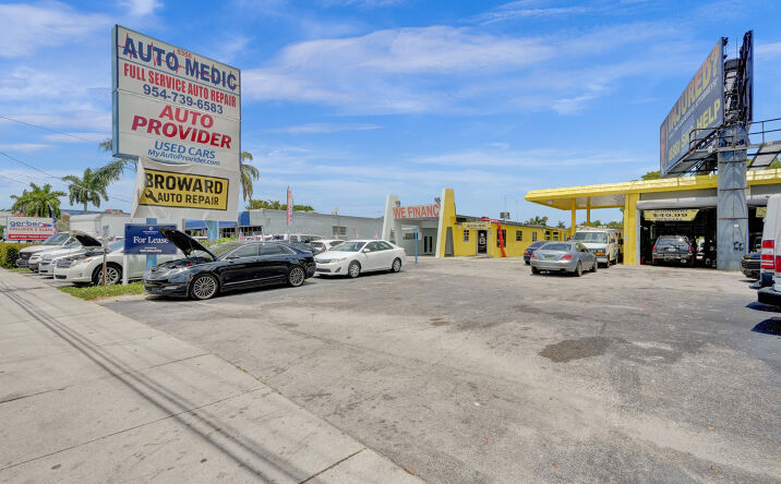 Pictures of Retail, Industrial, Special Purpose property located at 5350 N State Rd 7, Fort Lauderdale, FL 33319 for lease - image #1