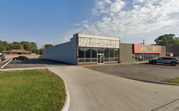 Pictures of Retail property located at 18145 E 8 Mile Rd, Eastpointe, MI 48021 for lease - image #1