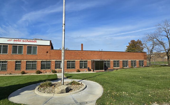 Pictures of Industrial property located at 18513 Euclid Ave, Cleveland, OH 44112 for lease - image #1