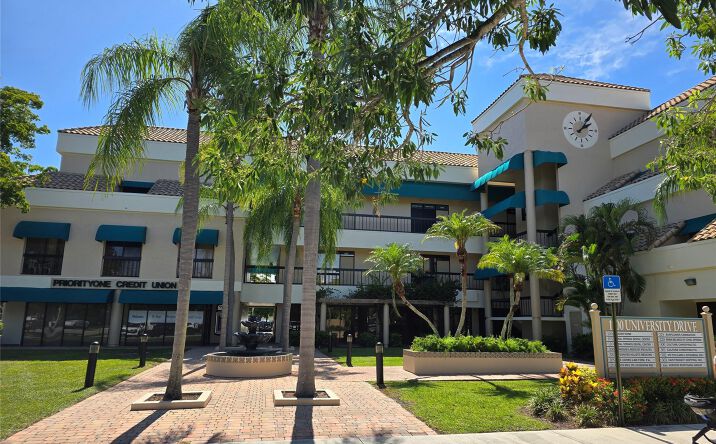 Pictures of Land property located at 1700 N University 304, Coral Springs, FL 33071 for lease - image #1