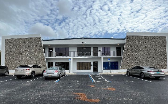 Pictures of Industrial property located at 12065 Metro Pkwy, Fort Myers, FL 33966 for lease - image #1
