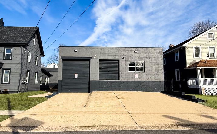 Pictures of Industrial property located at 200 Cooper St, Beverly, NJ 08010 for lease - image #1