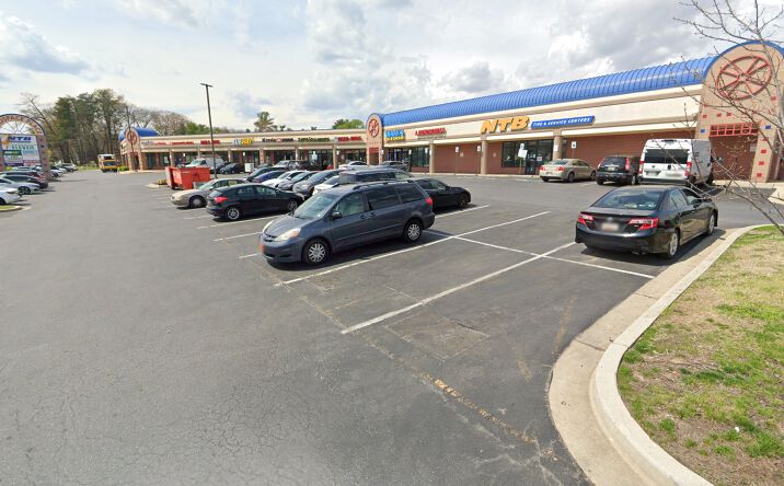 Pictures of Retail property located at 9900 Greenbelt Rd, Lanham, MD 20706 for lease - image #1